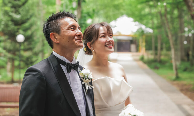 写真：夫婦になる瞬間を噛みしめるふたりだけの結婚式